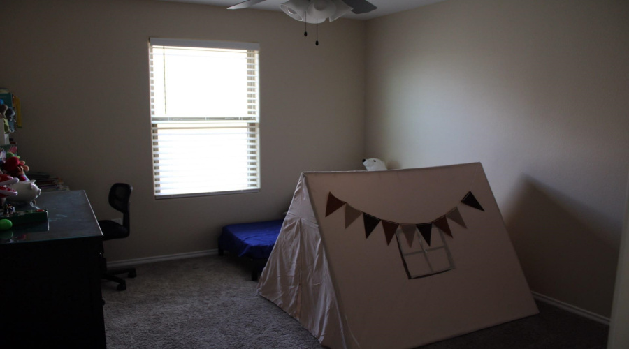 4304 Gabriela Ln., Laredo, Texas 78046, 4 Bedrooms Bedrooms, 5 Rooms Rooms,2 BathroomsBathrooms,Residential,For Sale,4304 Gabriela Ln.,20263298