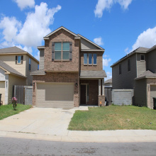 4304 Gabriela Ln., Laredo, Texas 78046, 4 Bedrooms Bedrooms, 5 Rooms Rooms,2 BathroomsBathrooms,Residential,For Sale,4304 Gabriela Ln.,20263298