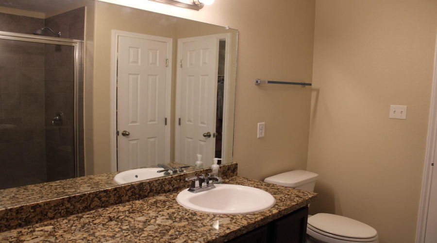 4304 Gabriela Ln., Laredo, Texas 78046, 4 Bedrooms Bedrooms, 5 Rooms Rooms,2 BathroomsBathrooms,Residential,For Sale,4304 Gabriela Ln.,20263298