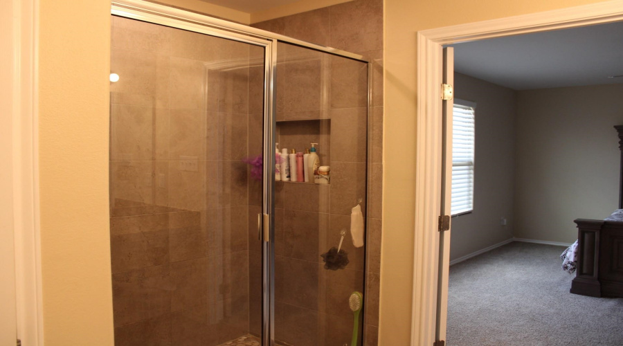 4304 Gabriela Ln., Laredo, Texas 78046, 4 Bedrooms Bedrooms, 5 Rooms Rooms,2 BathroomsBathrooms,Residential,For Sale,4304 Gabriela Ln.,20263298