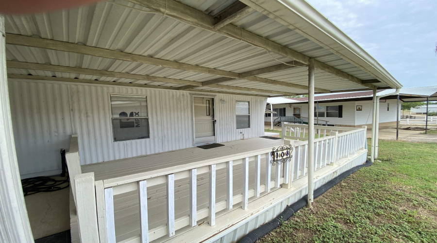 108 Autumn Ln., ZAPATA, Texas 78076-0000, 1 Bedroom Bedrooms, 4 Rooms Rooms,1 BathroomBathrooms,Residential,For Sale,108 Autumn Ln.,20263301