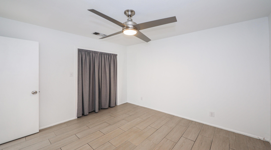 713 E Del Mar Blvd, Laredo, Texas 78041-5940, 3 Bedrooms Bedrooms, 6 Rooms Rooms,2 BathroomsBathrooms,Residential,For Rent,713 E Del Mar Blvd,20263302