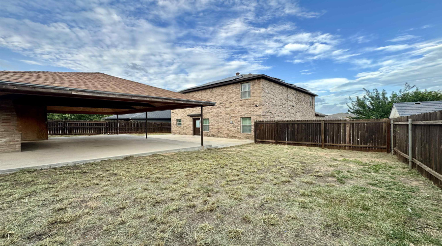 210 Starling Creek Lp, Laredo, Texas 78045, 4 Bedrooms Bedrooms, 8 Rooms Rooms,3 BathroomsBathrooms,Residential,For Sale,210 Starling Creek Lp,20263306