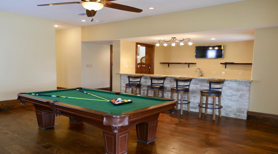 406 Jordan Dr, Laredo, Texas 78041, 4 Bedrooms Bedrooms, 11 Rooms Rooms,4 BathroomsBathrooms,Residential,For Sale,406 Jordan Dr,20263308
