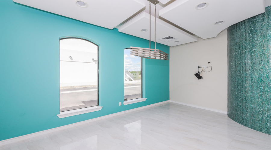 10414 Medical Lp, Laredo, Texas 78045, 1 Room Rooms,2 BathroomsBathrooms,Commercial retail/office,For Rent,10414 Medical Lp,20263314