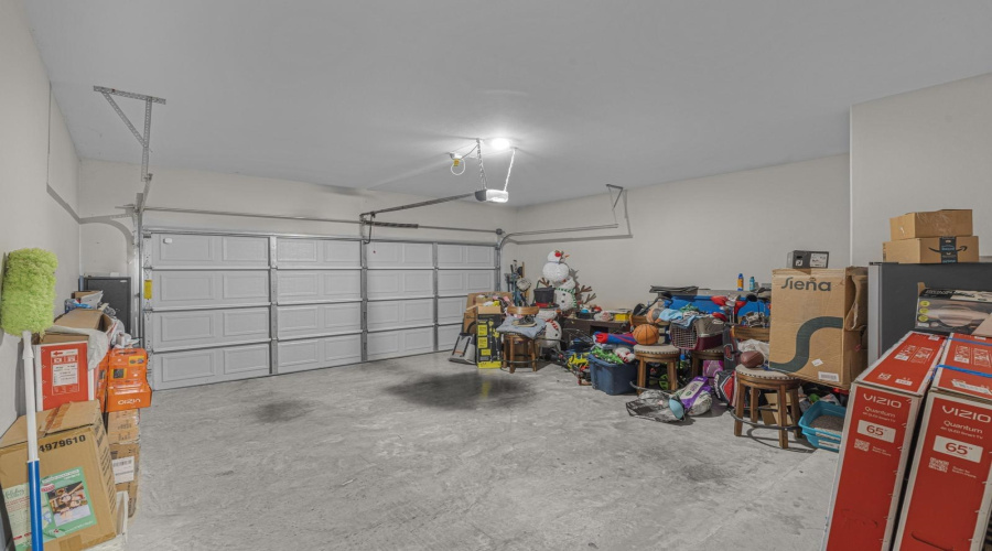 419 Quieto Dr., LAREDO, Texas 78045, 6 Bedrooms Bedrooms, 9 Rooms Rooms,4 BathroomsBathrooms,Residential,For Sale,419 Quieto Dr.,20263318