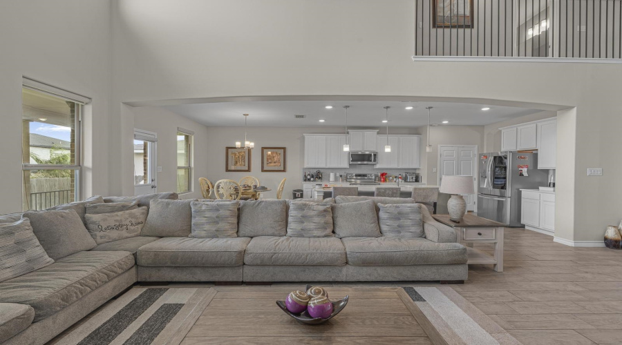 419 Quieto Dr., LAREDO, Texas 78045, 6 Bedrooms Bedrooms, 9 Rooms Rooms,4 BathroomsBathrooms,Residential,For Sale,419 Quieto Dr.,20263318