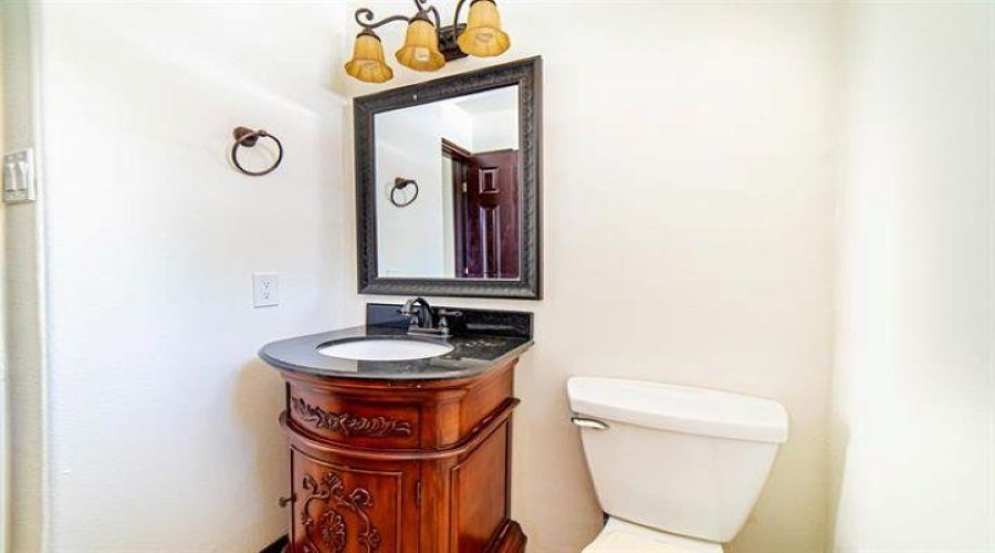 2110 Lima Lp, Laredo, Texas 78045-0000, 3 Bedrooms Bedrooms, 6 Rooms Rooms,2 BathroomsBathrooms,Residential,For Rent,2110 Lima Lp,20263322