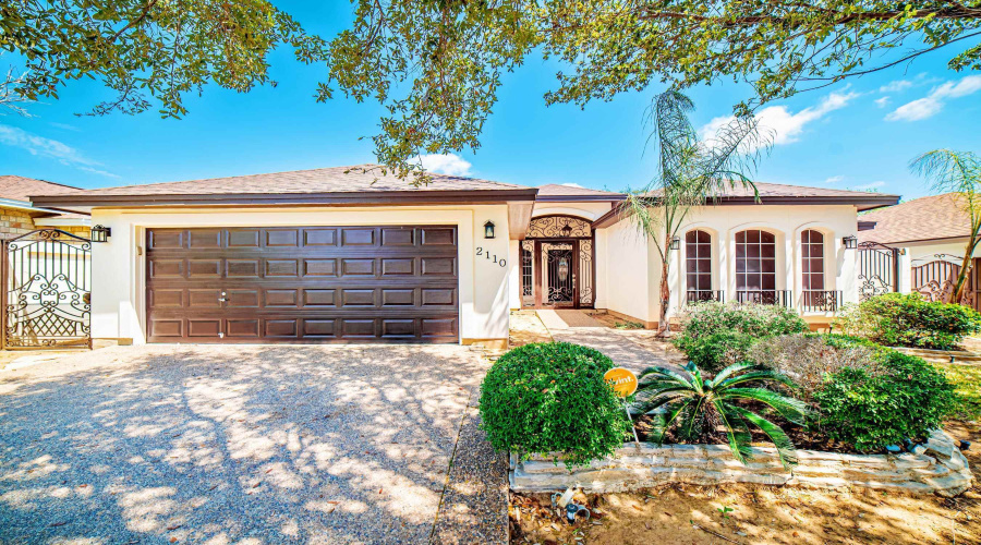 2110 Lima Lp, Laredo, Texas 78045-0000, 3 Bedrooms Bedrooms, 6 Rooms Rooms,2 BathroomsBathrooms,Residential,For Rent,2110 Lima Lp,20263322
