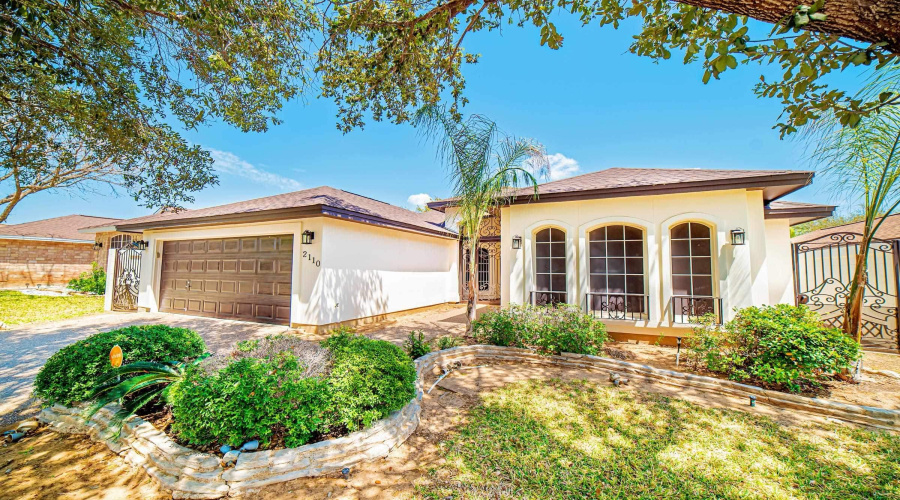 2110 Lima Lp, Laredo, Texas 78045-0000, 3 Bedrooms Bedrooms, 6 Rooms Rooms,2 BathroomsBathrooms,Residential,For Rent,2110 Lima Lp,20263322