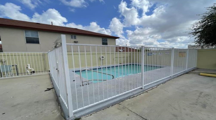5402 Marcella Ave, LAREDO, Texas 78041, 1 Bedroom Bedrooms, 3 Rooms Rooms,1 BathroomBathrooms,Residential,For Rent,5402 Marcella Ave,20263324