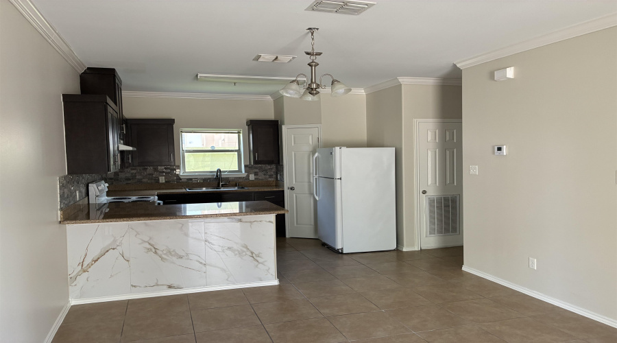 5402 Marcella Ave, LAREDO, Texas 78041, 1 Bedroom Bedrooms, 3 Rooms Rooms,1 BathroomBathrooms,Residential,For Rent,5402 Marcella Ave,20263324