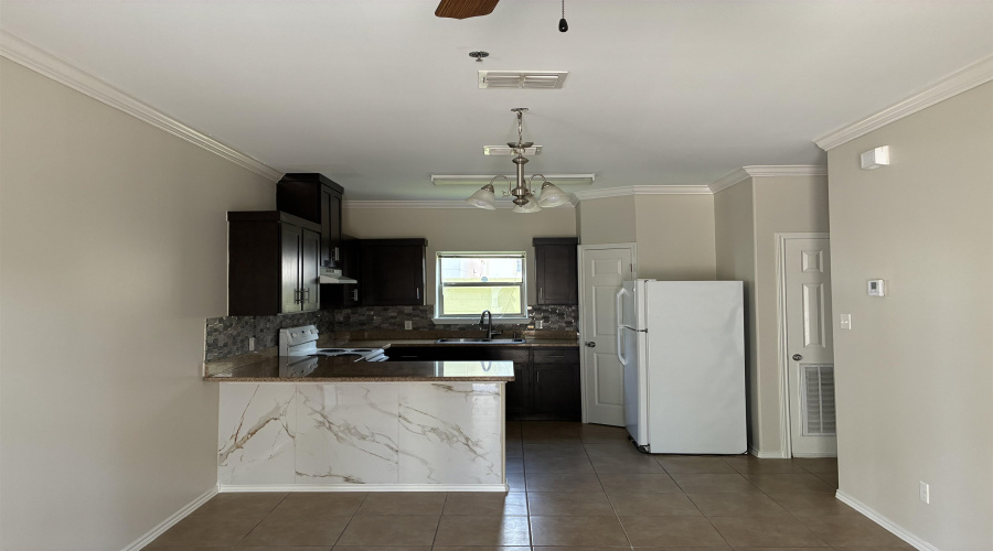 5402 Marcella Ave, LAREDO, Texas 78041, 1 Bedroom Bedrooms, 3 Rooms Rooms,1 BathroomBathrooms,Residential,For Rent,5402 Marcella Ave,20263324