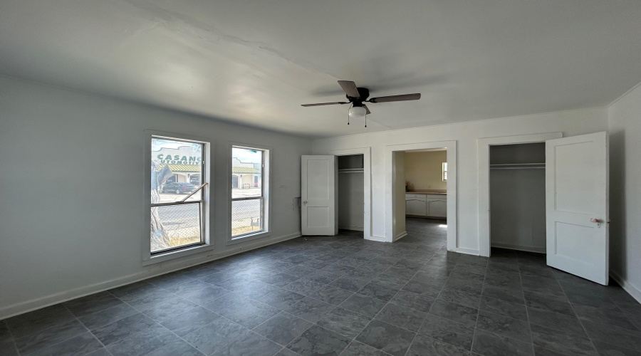 815 San Jorge Ave, Laredo, Texas 78040, 2 Bedrooms Bedrooms, 4 Rooms Rooms,1 BathroomBathrooms,Residential,For Rent,815 San Jorge Ave,20263326