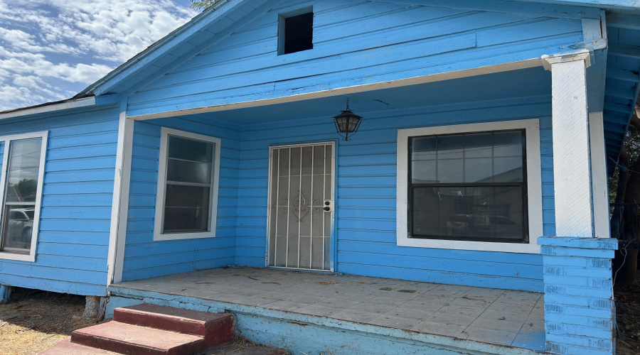 815 San Jorge Ave, Laredo, Texas 78040, 2 Bedrooms Bedrooms, 4 Rooms Rooms,1 BathroomBathrooms,Residential,For Rent,815 San Jorge Ave,20263326