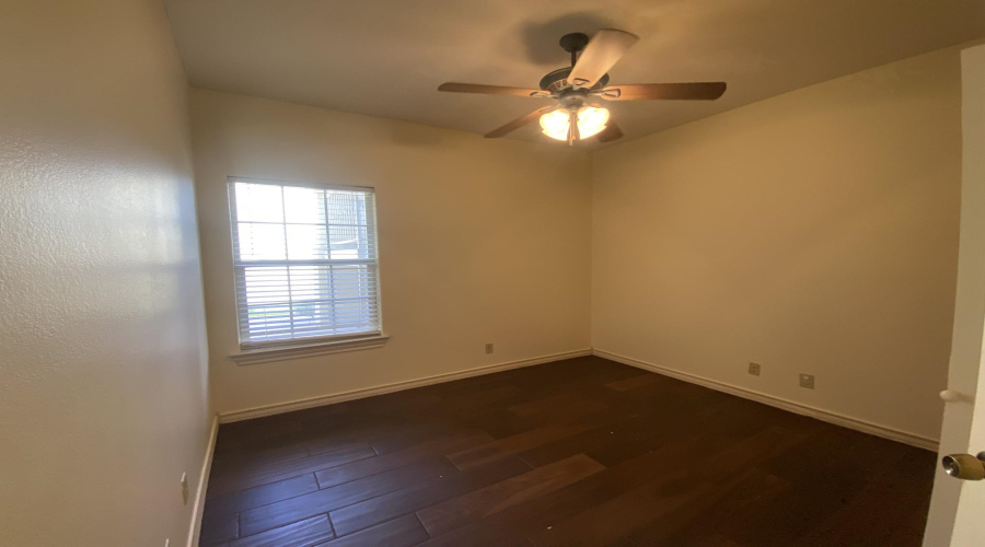 9804 Cantera Ct, LAREDO, Texas 78045, 3 Bedrooms Bedrooms, 4 Rooms Rooms,2 BathroomsBathrooms,Residential,For Sale,9804 Cantera Ct,20263327