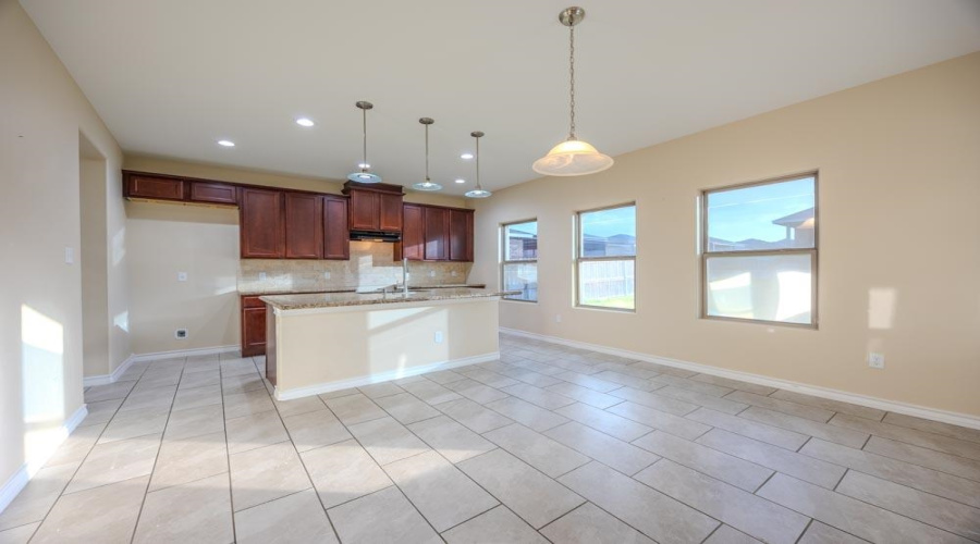 1408 Orto Dr., LAREDO, Texas 78045, 4 Bedrooms Bedrooms, 8 Rooms Rooms,2 BathroomsBathrooms,Residential,For Sale,1408 Orto Dr.,20263329
