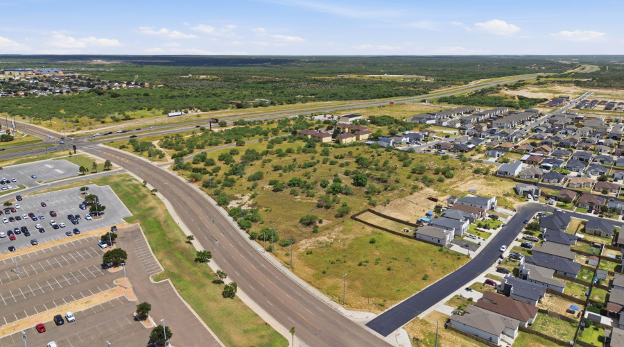 Don Camilo Blvd, Laredo, Texas 78046, ,Land,For Sale,Don Camilo Blvd,20263333