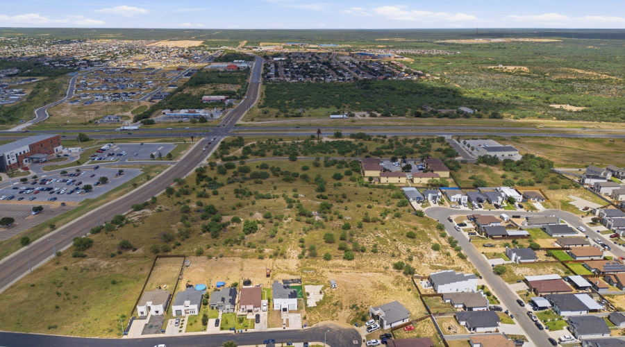 Don Camilo Blvd, Laredo, Texas 78046, ,Land,For Sale,Don Camilo Blvd,20263333