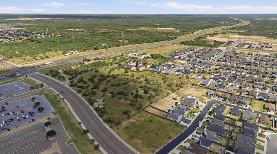 Don Camilo Blvd, Laredo, Texas 78046, ,Land,For Sale,Don Camilo Blvd,20263333
