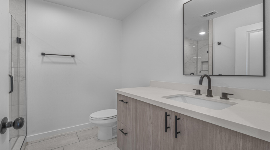 8218 Casa Verde Rd, Laredo, Texas 78041, 3 Bedrooms Bedrooms, 3 Rooms Rooms,2 BathroomsBathrooms,Residential,For Sale,8218 Casa Verde Rd,20263331