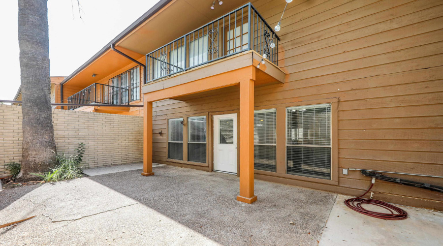 132 Martingale Ln, Laredo, Texas 78041-2231, 3 Bedrooms Bedrooms, 7 Rooms Rooms,2 BathroomsBathrooms,Residential,For Sale,132 Martingale Ln,20263335