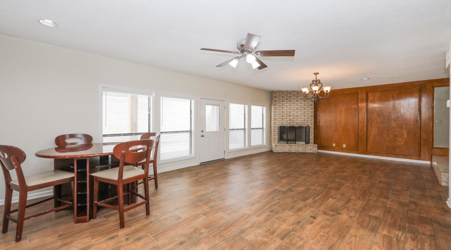 132 Martingale Ln, Laredo, Texas 78041-2231, 3 Bedrooms Bedrooms, 7 Rooms Rooms,2 BathroomsBathrooms,Residential,For Sale,132 Martingale Ln,20263335