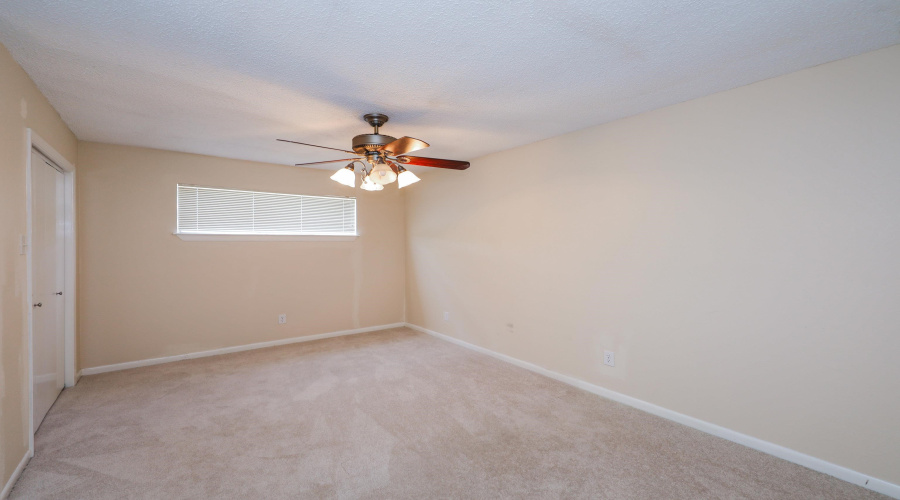 132 Martingale Ln, Laredo, Texas 78041-2231, 3 Bedrooms Bedrooms, 7 Rooms Rooms,2 BathroomsBathrooms,Residential,For Sale,132 Martingale Ln,20263335