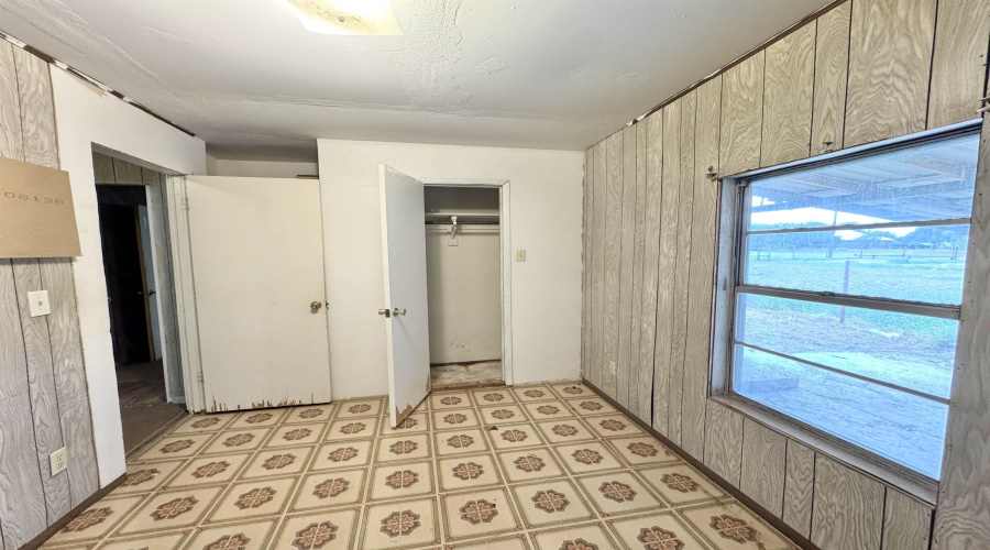 2206 Hidalgo Blvd., ZAPATA, Texas 78076, 3 Bedrooms Bedrooms, 5 Rooms Rooms,1 BathroomBathrooms,Residential,For Sale,2206 Hidalgo Blvd.,20263338