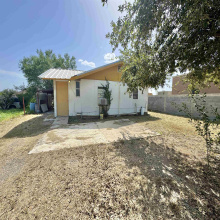 2206 Hidalgo Blvd., ZAPATA, Texas 78076, 3 Bedrooms Bedrooms, 5 Rooms Rooms,1 BathroomBathrooms,Residential,For Sale,2206 Hidalgo Blvd.,20263338