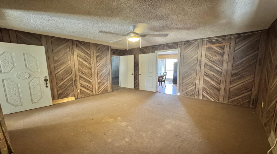 2206 Hidalgo Blvd., ZAPATA, Texas 78076, 3 Bedrooms Bedrooms, 5 Rooms Rooms,1 BathroomBathrooms,Residential,For Sale,2206 Hidalgo Blvd.,20263338