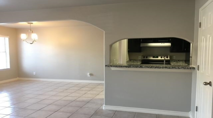 9802 Cantera Ct, LAREDO, Texas 78045, 2 Bedrooms Bedrooms, 4 Rooms Rooms,2 BathroomsBathrooms,Residential,For Rent,9802 Cantera Ct,20263341