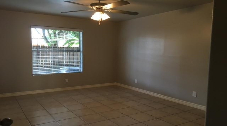 9802 Cantera Ct, LAREDO, Texas 78045, 2 Bedrooms Bedrooms, 4 Rooms Rooms,2 BathroomsBathrooms,Residential,For Rent,9802 Cantera Ct,20263341