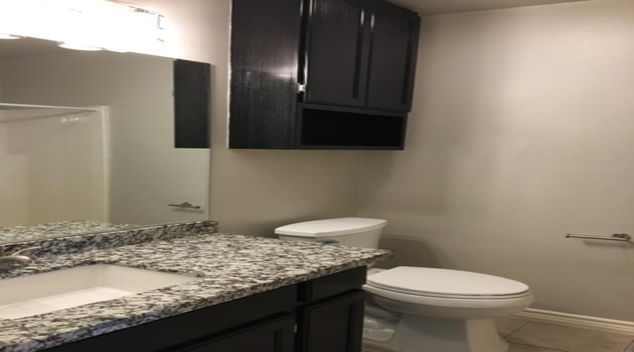 9802 Cantera Ct, LAREDO, Texas 78045, 2 Bedrooms Bedrooms, 4 Rooms Rooms,2 BathroomsBathrooms,Residential,For Rent,9802 Cantera Ct,20263341