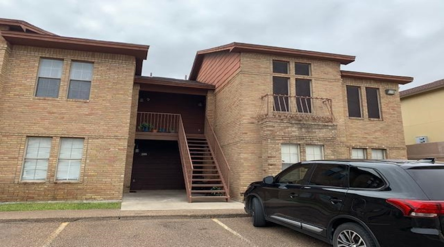 9802 Cantera Ct, LAREDO, Texas 78045, 2 Bedrooms Bedrooms, 4 Rooms Rooms,2 BathroomsBathrooms,Residential,For Rent,9802 Cantera Ct,20263341