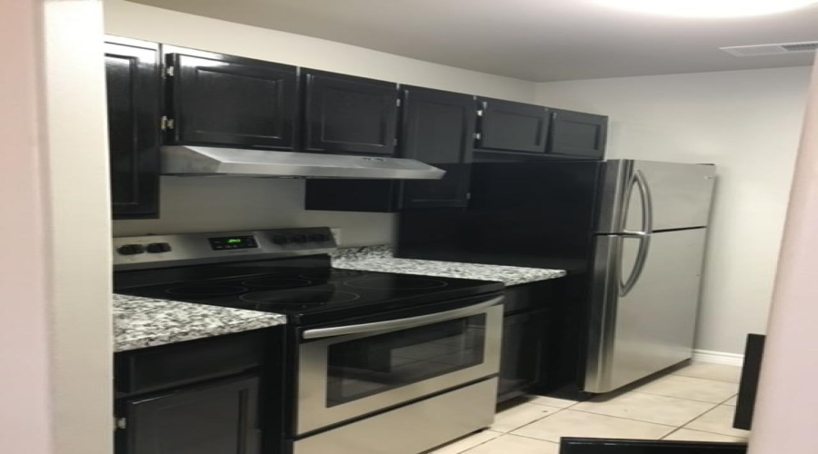 9802 Cantera Ct, LAREDO, Texas 78045, 2 Bedrooms Bedrooms, 4 Rooms Rooms,2 BathroomsBathrooms,Residential,For Rent,9802 Cantera Ct,20263341