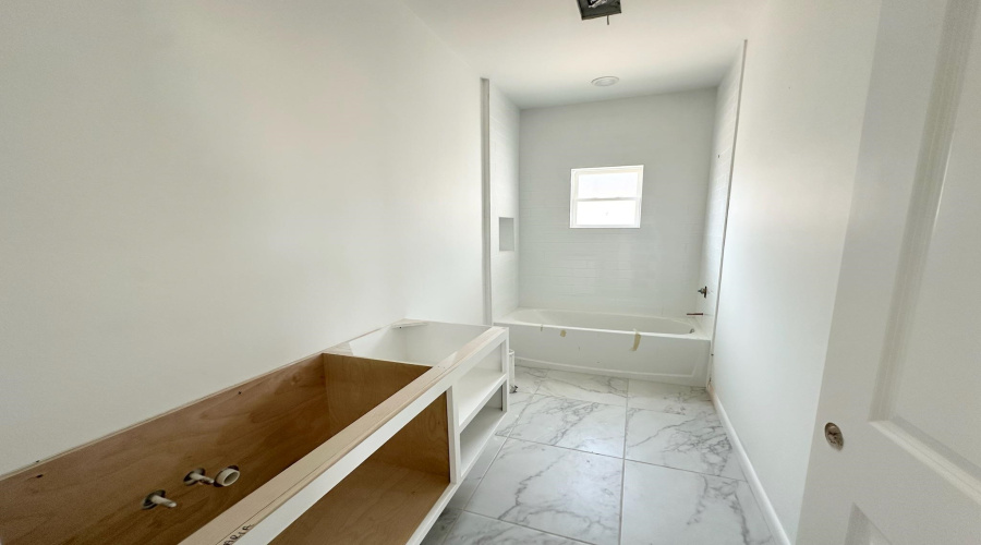 1636 Secretaria Ln., Laredo, Texas 78046, 3 Bedrooms Bedrooms, 5 Rooms Rooms,2 BathroomsBathrooms,Residential,For Sale,1636 Secretaria Ln.,20263342