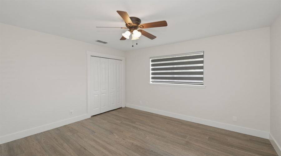 1147 Quail Hollow Lp, Laredo, Texas 78045, 4 Bedrooms Bedrooms, 8 Rooms Rooms,3 BathroomsBathrooms,Residential,For Sale,1147 Quail Hollow Lp,20263345
