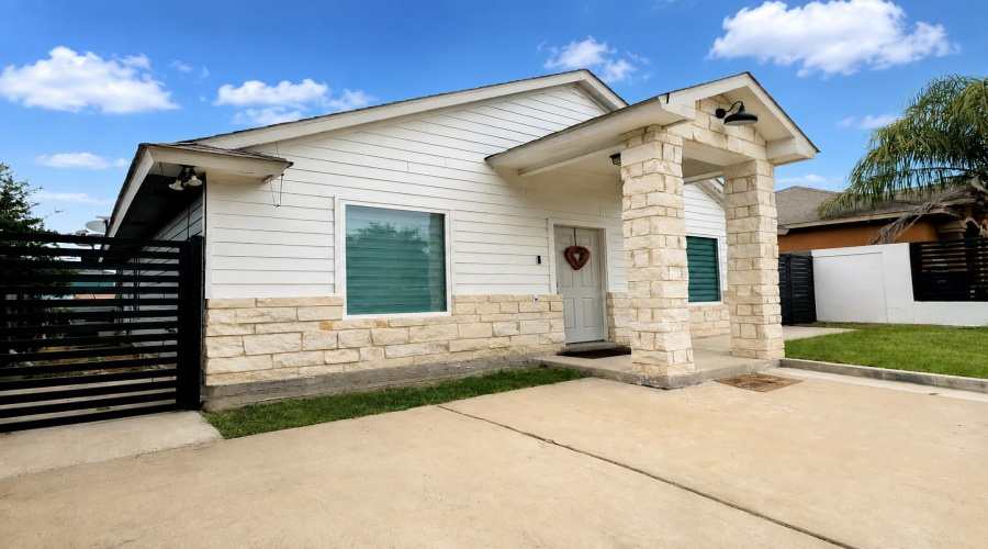 608 Angela Dr, LAREDO, Texas 78046, 3 Bedrooms Bedrooms, 5 Rooms Rooms,2 BathroomsBathrooms,Residential,For Rent,608 Angela Dr,20263346