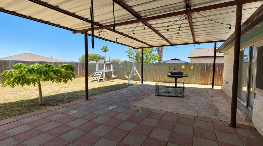 312 Mescalero Dr, Laredo, Texas 78045, 3 Bedrooms Bedrooms, 3 Rooms Rooms,2 BathroomsBathrooms,Residential,For Rent,312 Mescalero Dr,20263347