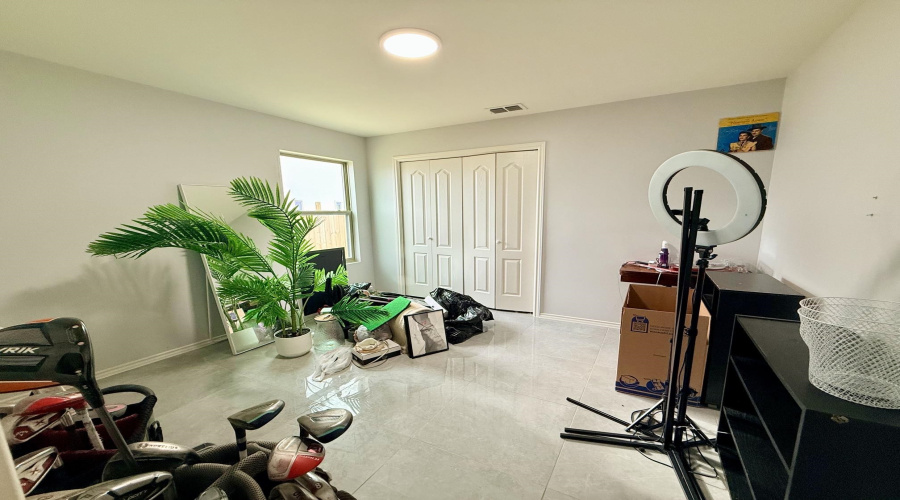 508 Concepcion, Laredo, Texas 78045, 3 Bedrooms Bedrooms, 6 Rooms Rooms,2 BathroomsBathrooms,Residential,For Sale,508 Concepcion,20263350