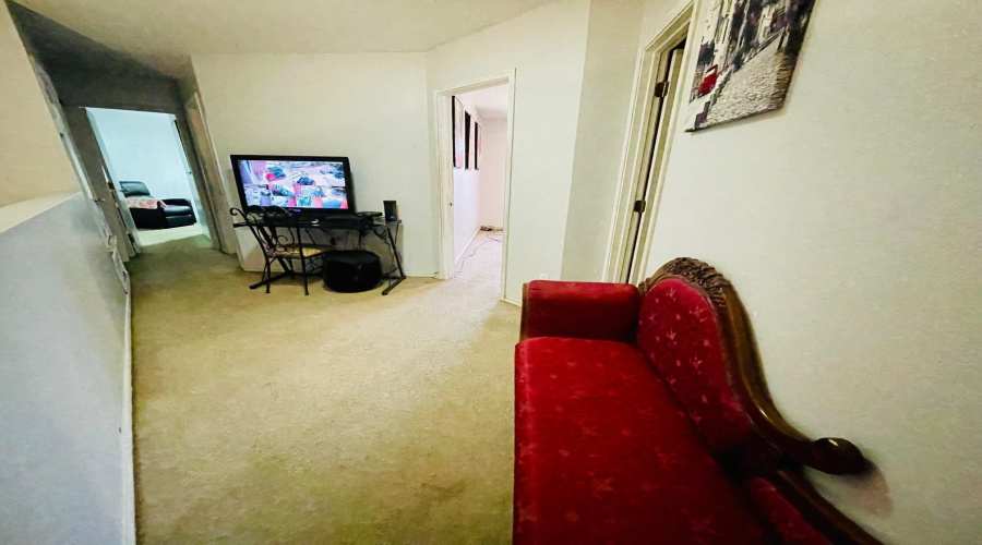 3012 St Isaac Lp, laredo, Texas 78046, 6 Bedrooms Bedrooms, 7 Rooms Rooms,3 BathroomsBathrooms,Residential,For Sale,3012 St Isaac Lp,20263351