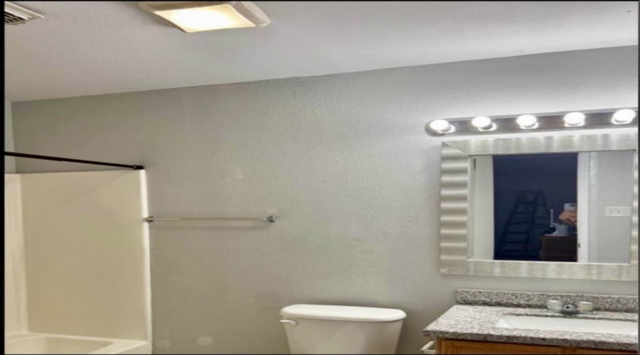 3012 St Isaac Lp, laredo, Texas 78046, 6 Bedrooms Bedrooms, 7 Rooms Rooms,3 BathroomsBathrooms,Residential,For Sale,3012 St Isaac Lp,20263351