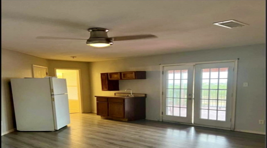 3012 St Isaac Lp, laredo, Texas 78046, 6 Bedrooms Bedrooms, 7 Rooms Rooms,3 BathroomsBathrooms,Residential,For Sale,3012 St Isaac Lp,20263351