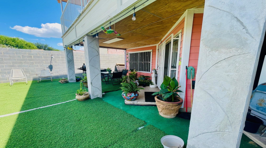 3012 St Isaac Lp, laredo, Texas 78046, 6 Bedrooms Bedrooms, 7 Rooms Rooms,3 BathroomsBathrooms,Residential,For Sale,3012 St Isaac Lp,20263351