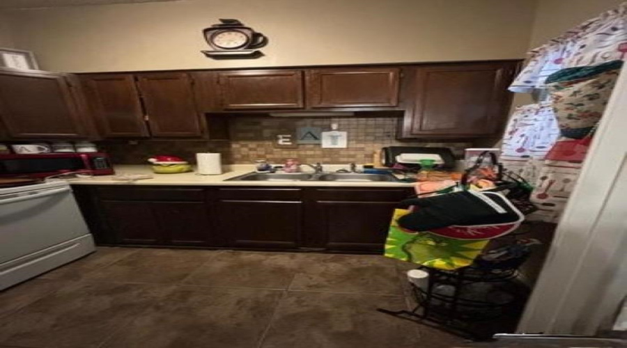 8655 Datapoint Dr, SAN ANTONIO, Texas 78229, 1 Bedroom Bedrooms, 3 Rooms Rooms,1 BathroomBathrooms,Residential,For Sale,8655 Datapoint Dr,20263353