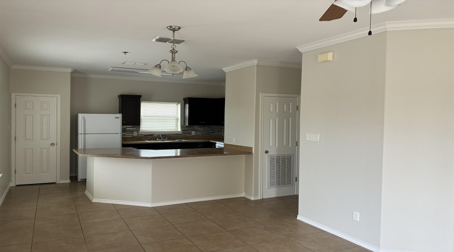 5402 Marcella Ave, LAREDO, Texas 78041, 2 Bedrooms Bedrooms, 4 Rooms Rooms,1 BathroomBathrooms,Residential,For Rent,5402 Marcella Ave,20263356
