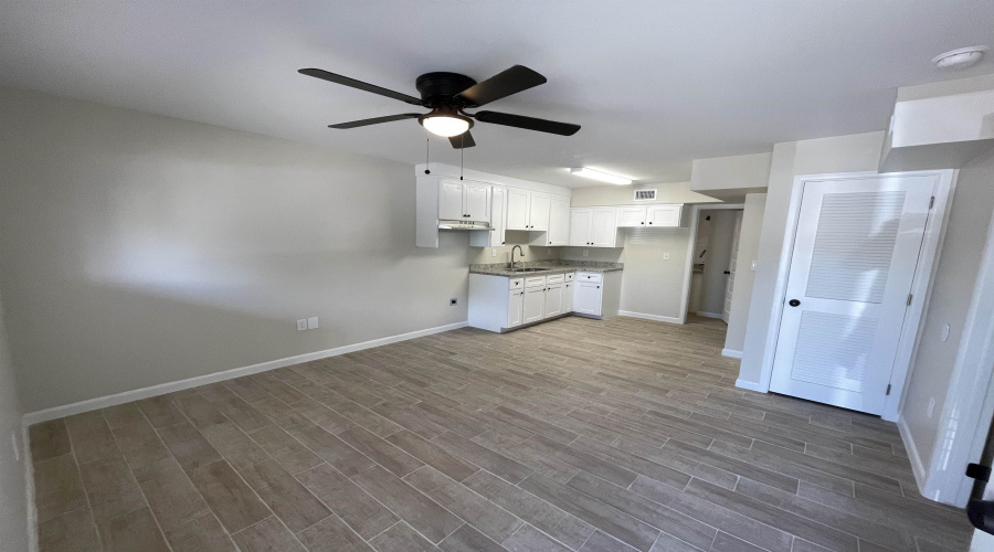 4107 Cedar Ave, LAREDO, Texas 78041, 2 Bedrooms Bedrooms, 4 Rooms Rooms,1 BathroomBathrooms,Residential,For Rent,4107 Cedar Ave,20263357