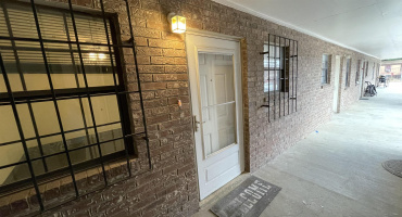 3801 Salinas Ave, Laredo, Texas 78041, 1 Bedroom Bedrooms, 3 Rooms Rooms,1 BathroomBathrooms,Residential,For Rent,3801 Salinas Ave,20263359 3801 Salinas Ave, Laredo, Texas 78041, 1 Bedroom Bedrooms, 3 Rooms Rooms,1 BathroomBathrooms,Residential,For Rent,3801 Salinas Ave,20263359