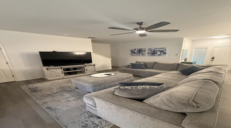 2619 San Isidro Pkwy, Laredo, Texas 78045, 2 Bedrooms Bedrooms, 3 Rooms Rooms,2 BathroomsBathrooms,Residential,For Sale,2619 San Isidro Pkwy,20263361